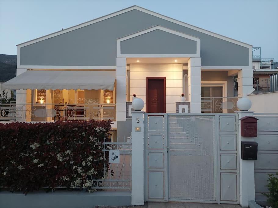 La Maison De Catherine 볼로스 외부 사진